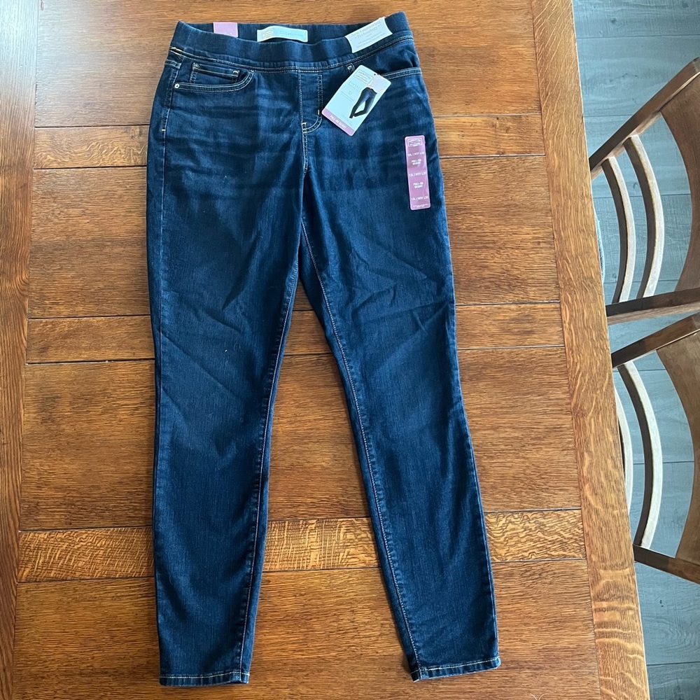 Levi’s Stretch Jeans